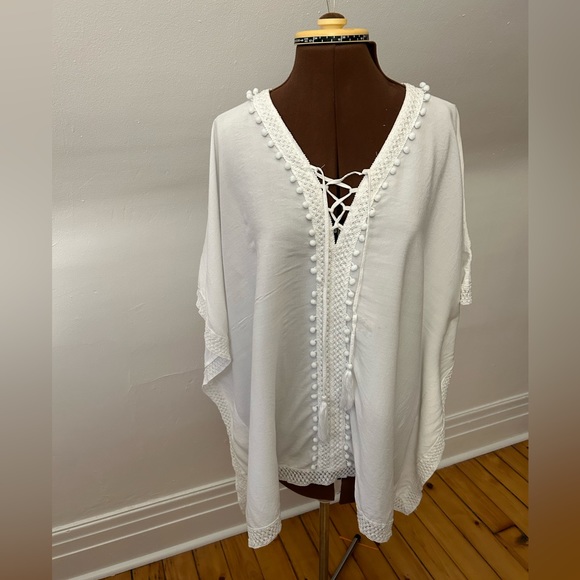Bindya New York Tunic - Picture 2 of 5